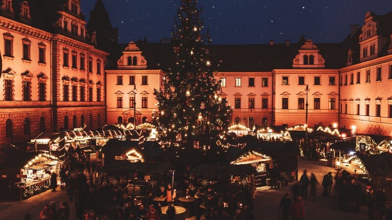 Wegen Corona gibt es heuer keinen Romantischen Wintermarkt auf Schluss Emmeram in Regensburg.