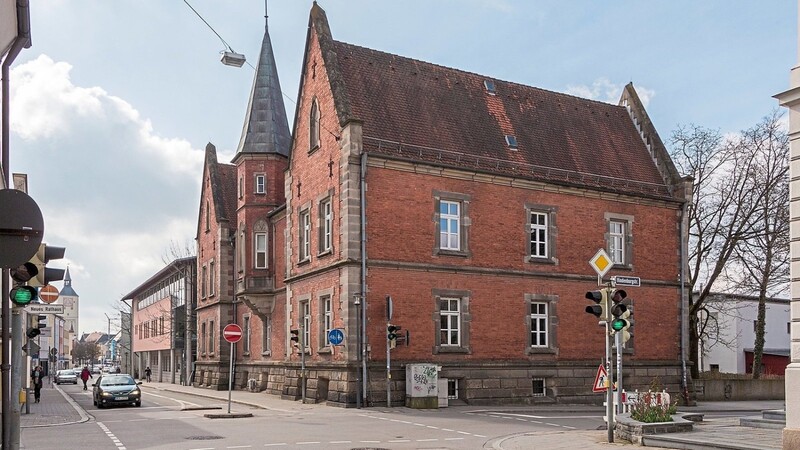 Der Hauptsitz der Volkshochschule Deggendorfer Land in der Amanstraße.