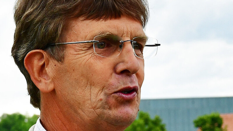 Professor Dr. Bernd Hertle.