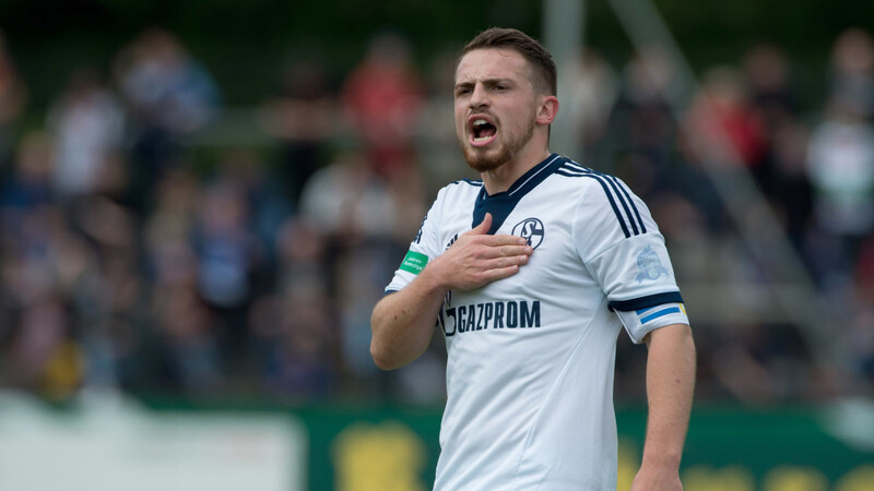 Pascal Itter will sich in die erste Mannschaft von Schalke 04 kämpfen. (Foto: Soeren Stache/dpa)