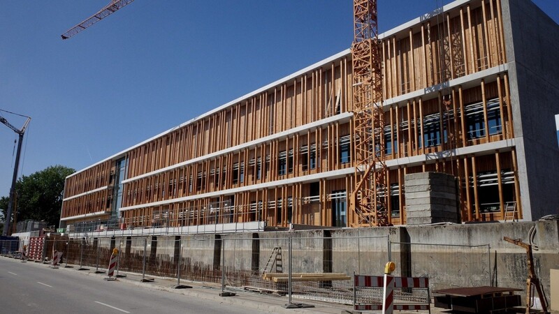 Das neue Hörsaalgebäude an der Donau soll im Juli übergeben werden. ( Archivfoto)