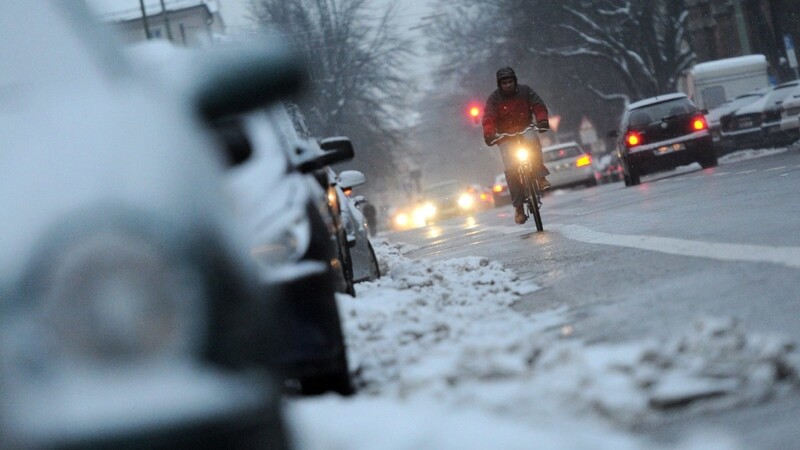 Gerüstet für den Winterbetrieb: Wer Fahrrad und Fahrweise an die kalte Jahreszeit anpasst, kann problemlos durch den Winter radeln.