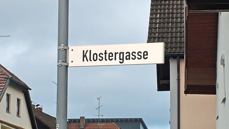 Die Klostergasse in Großköllnbach wird ab dem 1. Dezember zur Sankt-Josef-Straße.