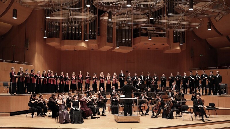 Chor und Orchester des Bach Collegiums im Gasteig.