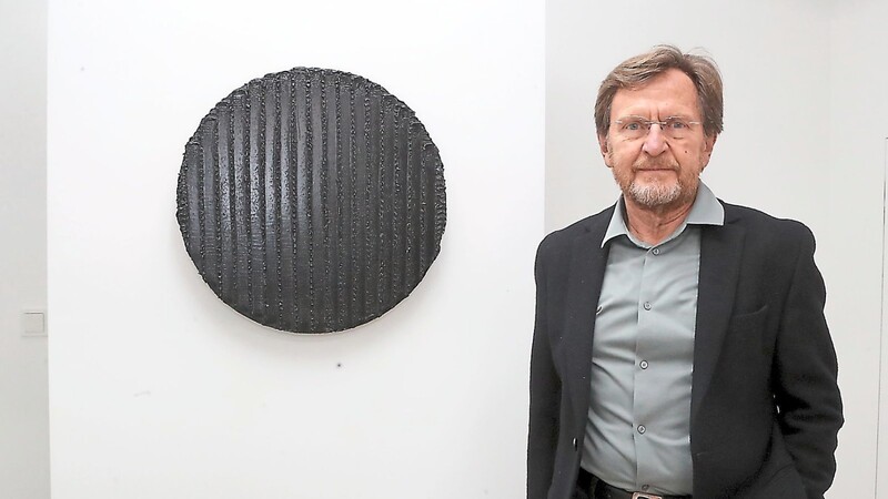 Zum Ausstellungskonzept von Jörg Ludwig haben 26 Künstler ihre speziellen Beiträge geliefert.