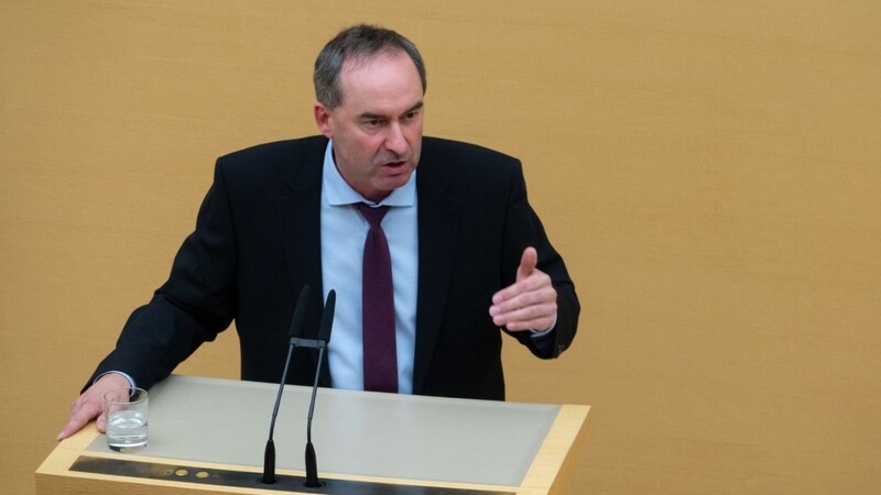 Hubert Aiwanger (Freie Wähler), Wirtschaftsminister von Bayern.