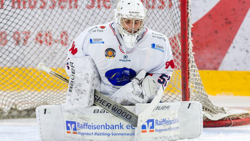 Goalie Cody Brenner verlängert seinen Vertrag beim Eishockey-Oberligisten Deggendorfer SC.