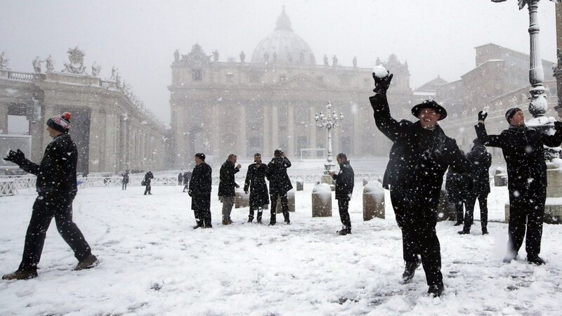 Ungewöhnliche Bilder: Rom versinkt im Schnee.
