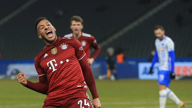 Corentin Tolisso bejubelt seinen Treffer zum zwischenzeitlichen 1:0 für die Bayern im Berliner Olympiastadion.