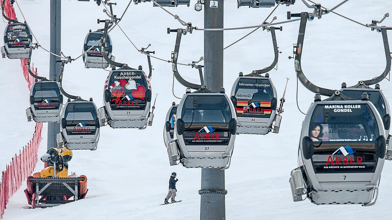Am Donnerstag ist in vielen Skigebieten wegen des Sturmes kein Betrieb möglich. (Symbolbild)