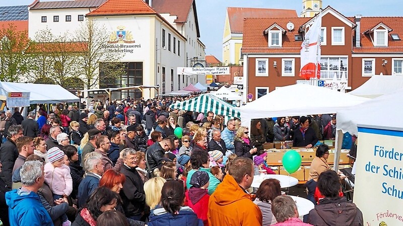 Am Sonntag, 11. September, von 12 bis 17 Uhr findet der Herbstmarkt in Schierling statt.