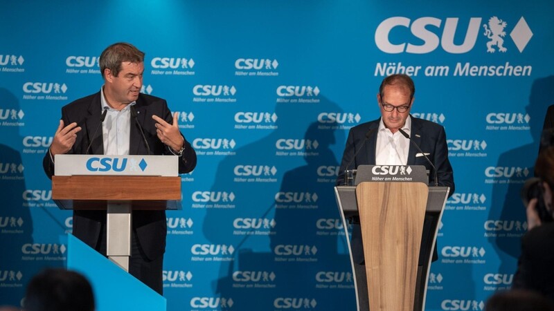 Die CSU sei die "erste Partei mit einem umfassenden Klimaschutzkonzept", verkündet ihr Vorsitzender Markus Söder (l.) nicht ohne Stolz. Es biete die große Chance für die große Koalition, damit "in der öffentlichen Wahrnehmung wieder positive Ergebnisse zu erzielen", ergänzt Landesgruppenchef Alexander Dobrindt.