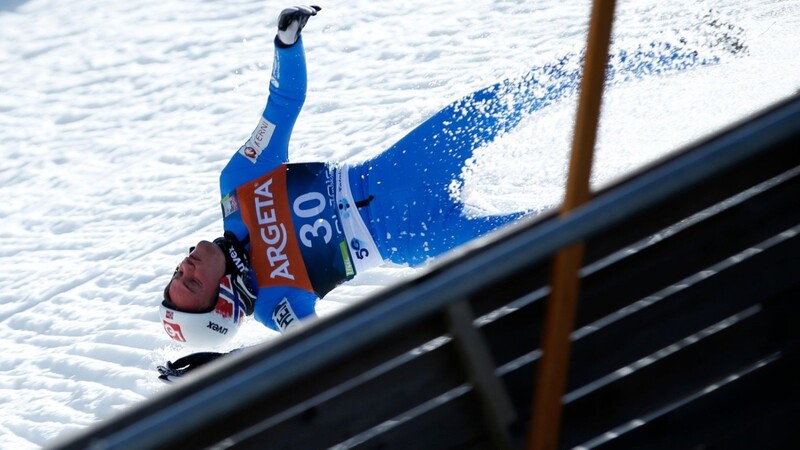 Skiflug-Weltmeister Daniel Andre Tande ist im slowenischen Planica schwer gestürzt und musste ins Koma versetzt werden.