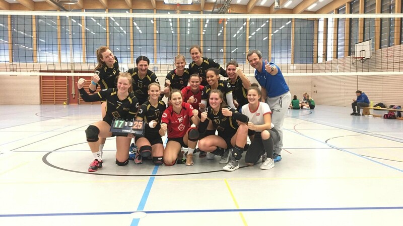 Die Nerven behalten haben die Deggendorfer Landesliga-Volleyballerinnen beim knappen Sieg im Derby in Niederviehbach.