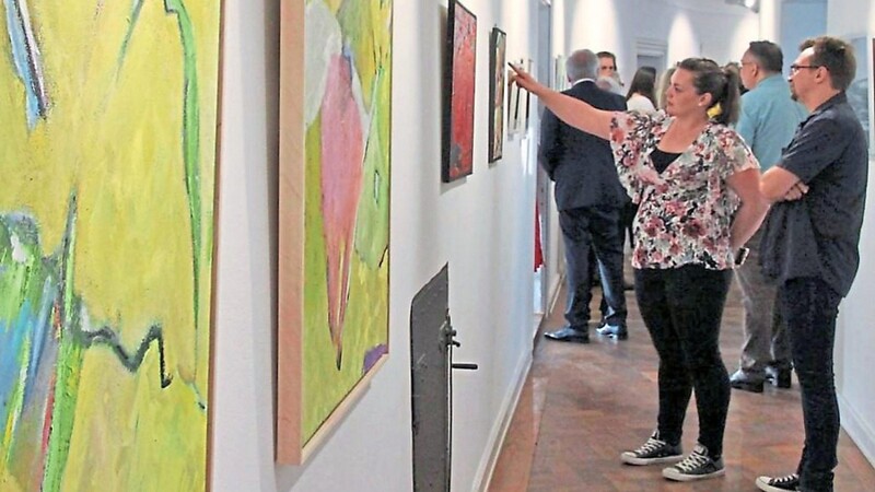 77 Werke gab es heuer bei der Kunstausstellung in der Kirchenburg zu sehen.