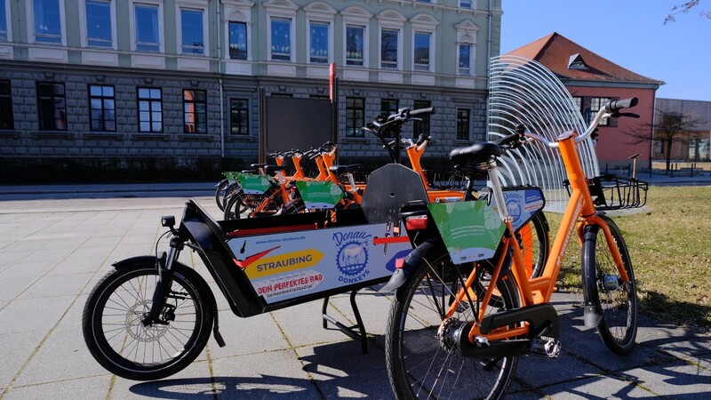 "Marzell" ist eines der drei Lastenräder, das man sich wie die orangen Räder ausleihen kann.