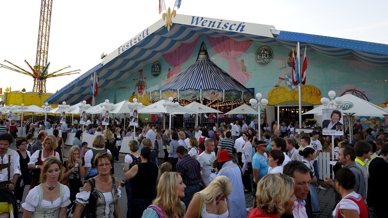 Das Festzelt am Gäubodenvolksfest ist und bleibt das Lieblingszelt der Festwirtsfamilie Wenisch.