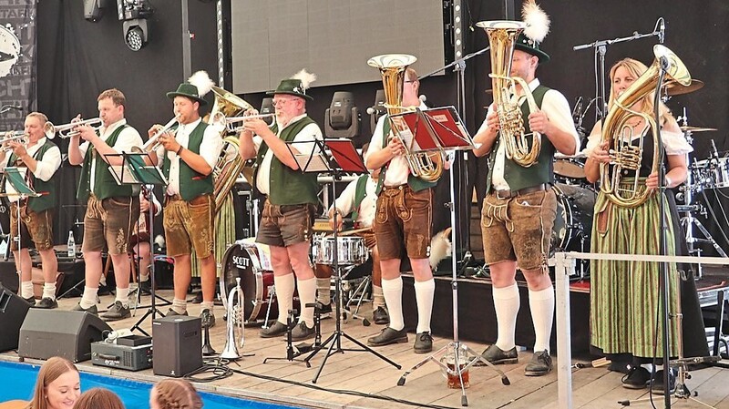 Auch die klassische Blasmusik darf beim Veldener Volkfest nicht fehlen.