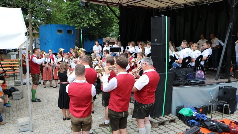Stadtkapelle und Friday Band waren am Festwochenende häufig im Einsatz.
