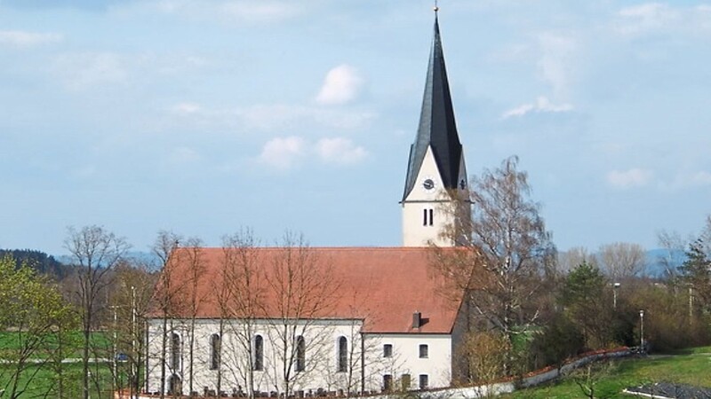 Schlicht aber elegant: Pfarrkirche Mariä Himmelfahrt.