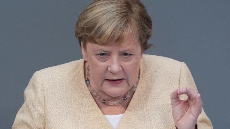 "Der beste Weg für unser Land ist eine CDU/CSU-geführte Bundesregierung mit Armin Laschet als Bundeskanzler": Angela Merkel.