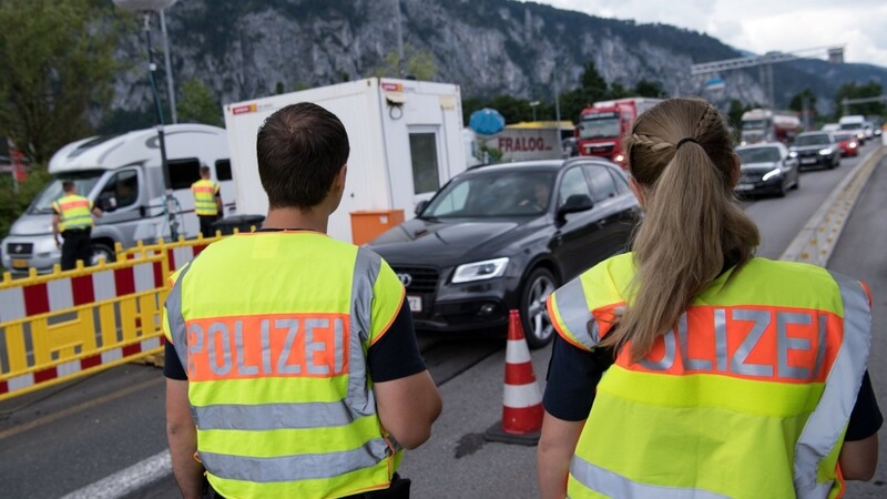 In der Schengen-Zone soll es eigentlich keine Grenzkontrollen geben.