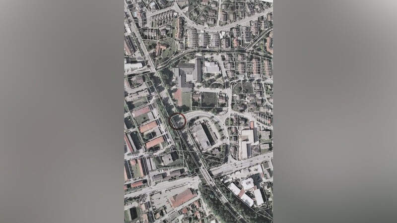 Für die Vorplanung eines Kreisverkehrs an der Einmündung Friedrich-Gauß-Straße - Schauflinger Straße sollen 40.000 Euro eingeplant werden.