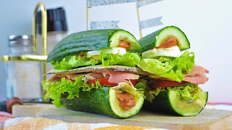 Mit einem Gurken-Sandwich kommst du energiegeladen durch den Tag.