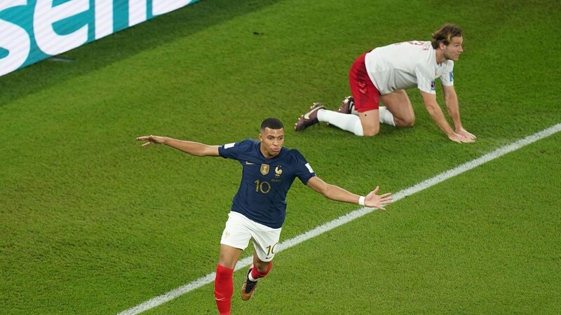 Kylian Mbappé schoss Frankreich mit einem Doppelpack zum Sieg.