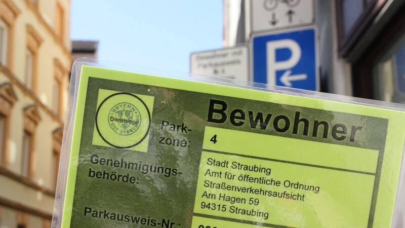 Der Ausweis für die neue Parkzone vier umfasst den Bereich von der Simon-Höller-Straße bis zur Burggasse.
