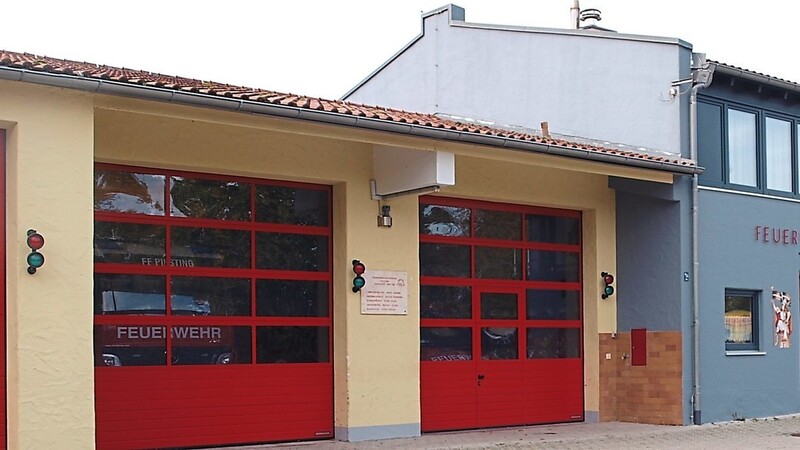 Das Feuerwehrgerätehaus in Pilsting erfüllt die Anforderungen aus dem Feuerwehrbedarfsplan.