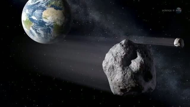 Am Samstag fliegt ein 400 Meter großer Asteroid an der Erde vorbei.