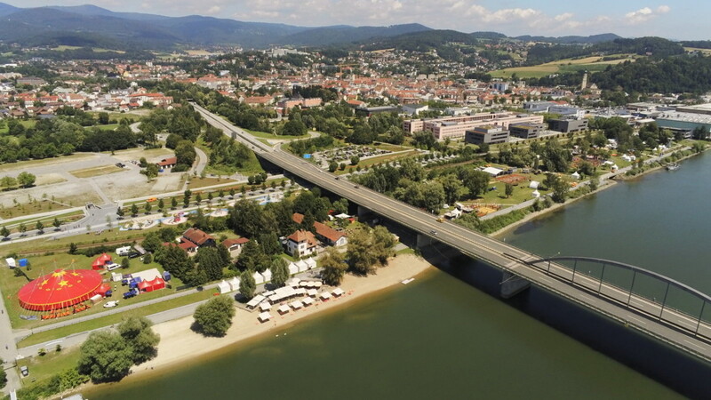 Donaufest aus ungewohnter Perspektive.