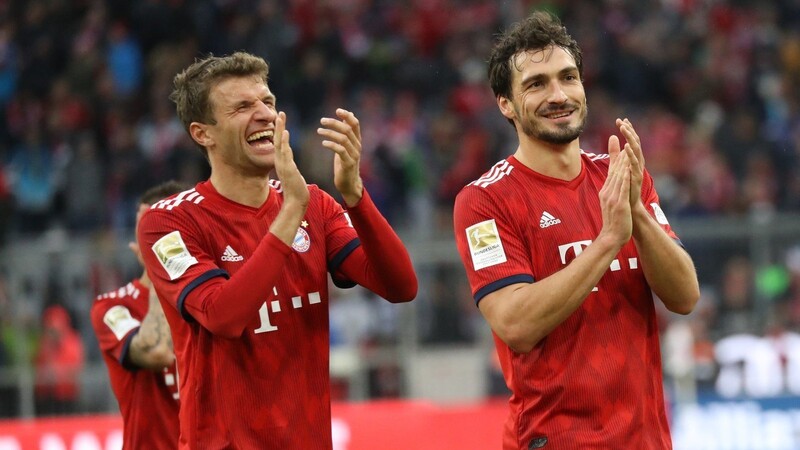 Müller wünscht sich mehr Spannung in der Bundesliga. Ex-Teamkollege Hummels ist optimistisch: "Im nächsten Jahr wollen wir einen Platz nach oben".