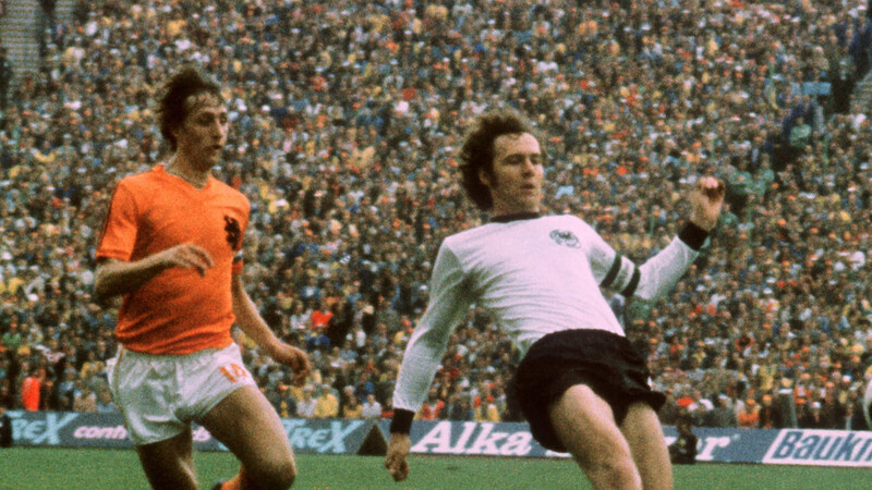 Zwei Fußball-Legenden: Johan Cruyff (l.) und Franz Beckenbauer im WM-Finale 1974 in München.