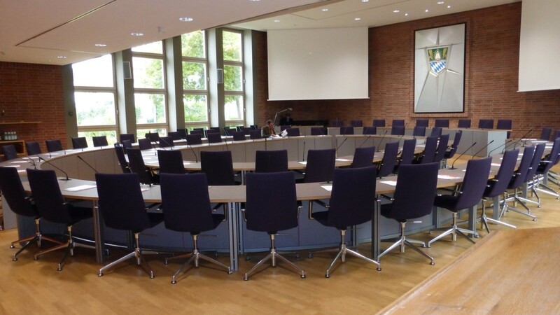 So leer wird der große Sitzungssaal in Zukunft oft sein. (Foto: usa)