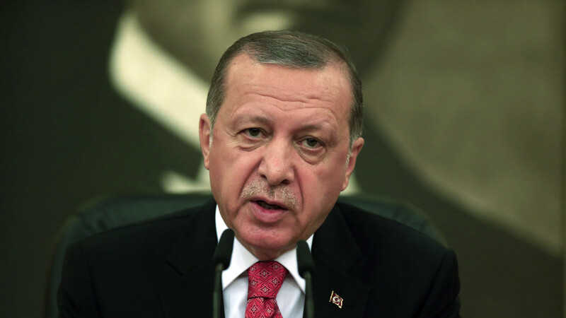 Der türkische Präsident Erdogan will mit seinen Umsiedlungs-Plänen offenbar zügig vorankommen. (Symbolbild)