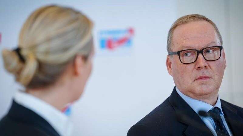 Will für die AfD ins Rennen um das Amt des Bundespräsidenten gehen - außer die CDU stellt doch noch selbst einen Kandidaten: Max Otte (neben Alice Weidel).