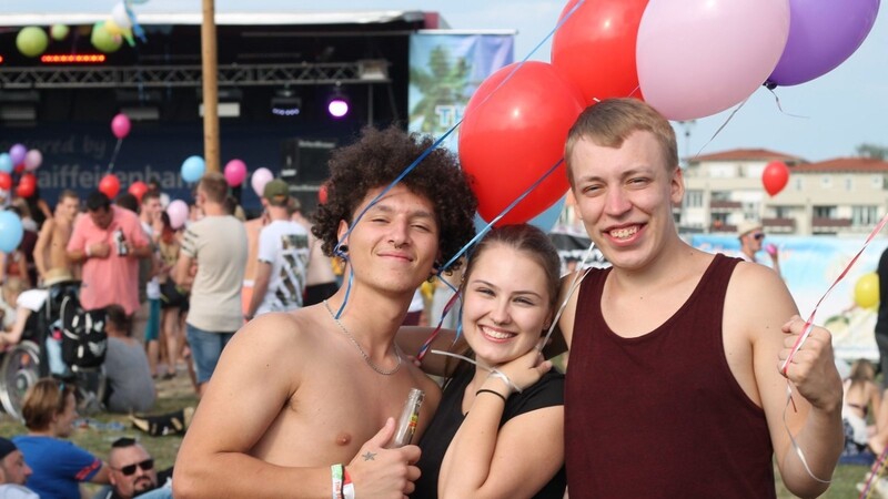An die 2.000 Teilnehmer haben auf dem Beachfestival in Straubing gefeiert.