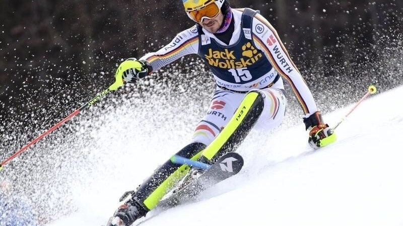 Skirennfahrer Felix Neureuther beendet seine Karriere und fährt am Sonntag sein letztes Weltcup-Rennen. (Archivbild)