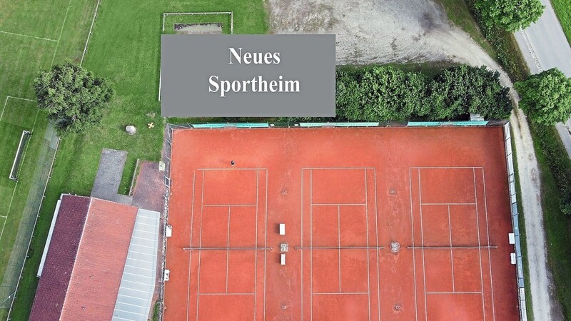 Hinter den Tennisplätzen soll das neue Sportheim (grau eingezeichnet) entstehen. Das jetzige "Tennisheim" (links) soll dann als Lagergebäude genutzt werden.