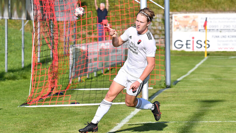 Quirin Stiglbauer brachte den TSV Seebach mit zwei Treffern auf die Siegerstraße.