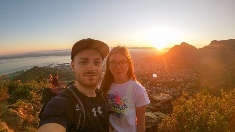 Als Nicole Kirner und ihr Freund Alexander Raab zum Lion's Head in Kapstadt wanderten, ahnten sie noch nicht, dass sie ihren lang geplanten Urlaub in Südafrika bald abbrechen müssen.