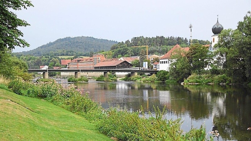 Die in dieser Urform entstandene Brücke verbindet heute die beiden Ortsteile von Chamerau.