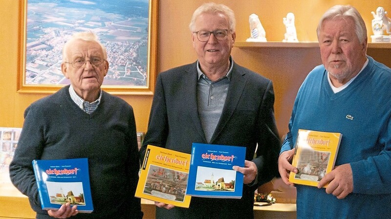 Helmut Dietl (von links), Bürgermeister Max Schadenfroh und Toni Pammer.