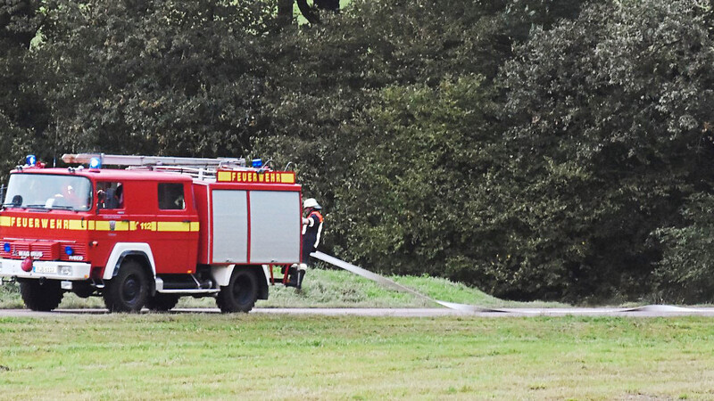 Der Schlauchwagen der Feuerwehr Bruckbach lieferte einen Kilometer Leitung.