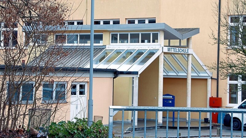 Die Mittelschule in Metten ist das Sorgenkind des Schulverbandes.