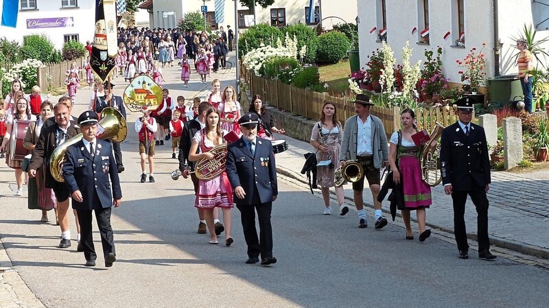 Die Schorndorfer Jubelwehr startete gestern in ihren viertägigen Festmarathon.