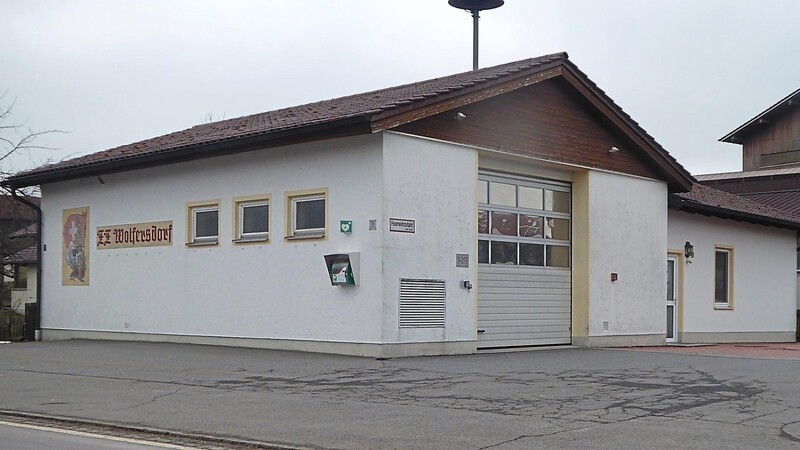 Das Feuerwehrhaus in Wolfersdorf wird erweitert und umgebaut.