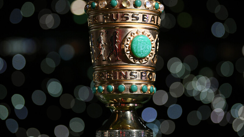 Um diese Trophäe geht es: Der DFB-Pokal.